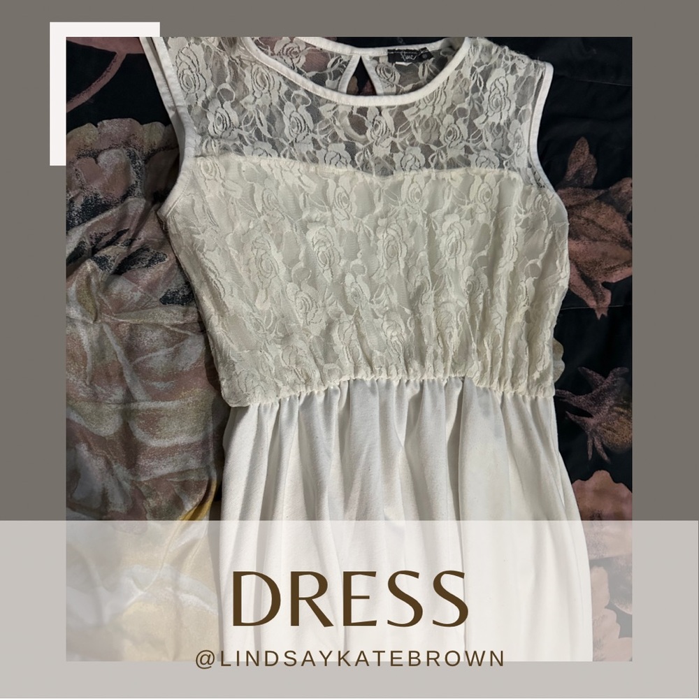 Sleeveless Lace Dress